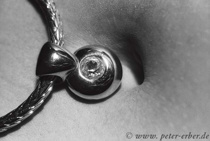 33-Belly-Button